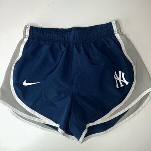 Nike Dri Fit women’s NY Yankees navy gray white running shorts‎ size XS